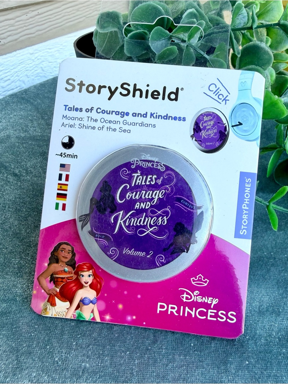 Disney Princess Storyshield -Moana & Ariel, Tales of Courage and Kindness Vol 2